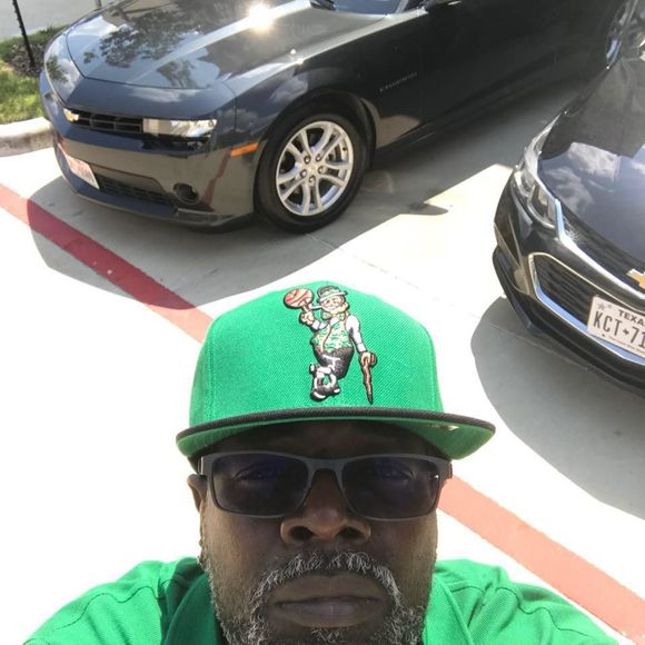 Meet your Posher, Linzy - Picture 1 of 1